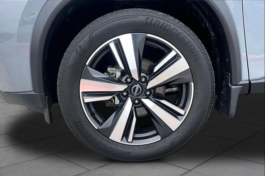 used 2023 Nissan Rogue car, priced at $28,874