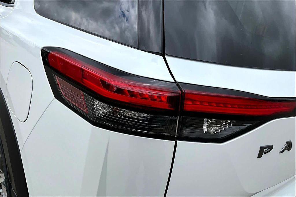 new 2026 Nissan Pathfinder car, priced at $42,335