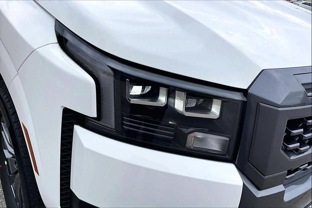 new 2026 Nissan Frontier car, priced at $36,390