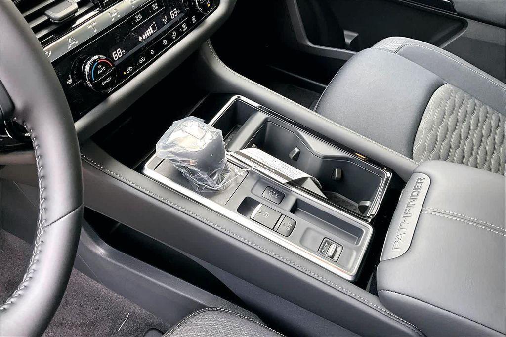 new 2026 Nissan Pathfinder car, priced at $39,665