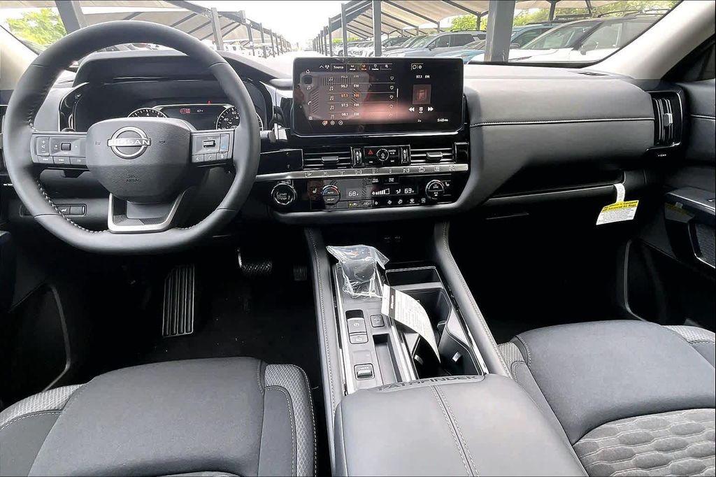 new 2026 Nissan Pathfinder car, priced at $39,665