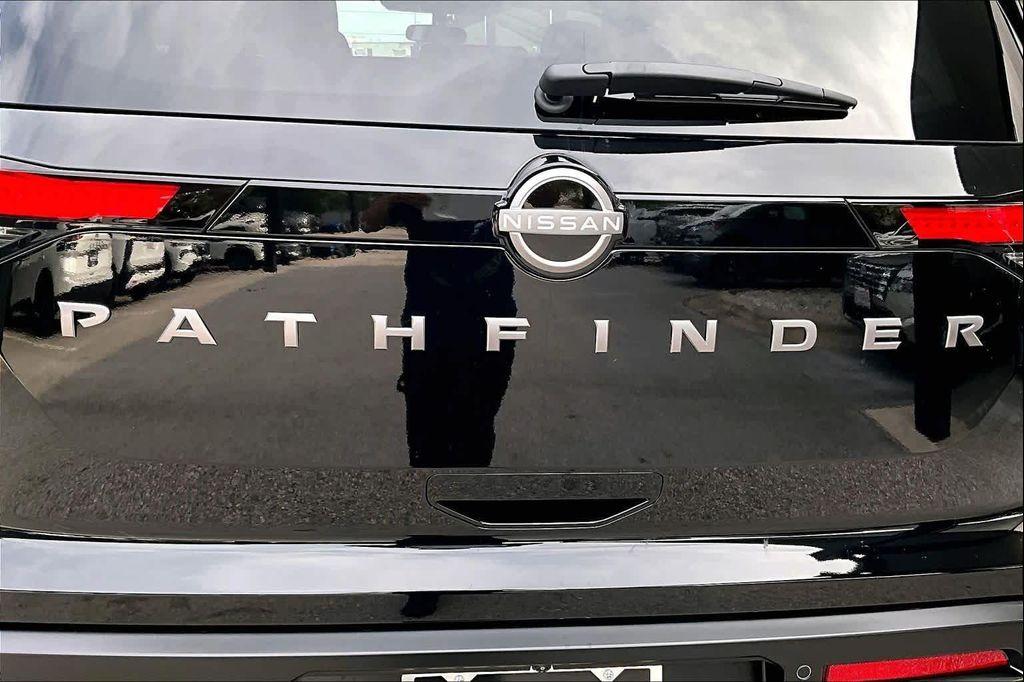 new 2026 Nissan Pathfinder car, priced at $39,665