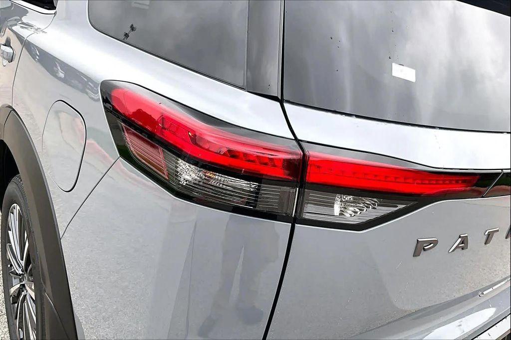 new 2026 Nissan Pathfinder car, priced at $50,165