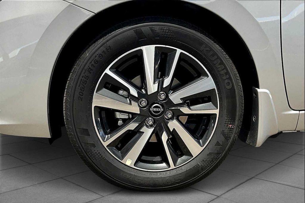 new 2025 Nissan Versa car, priced at $21,770