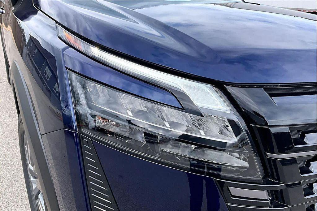 new 2026 Nissan Pathfinder car, priced at $39,235