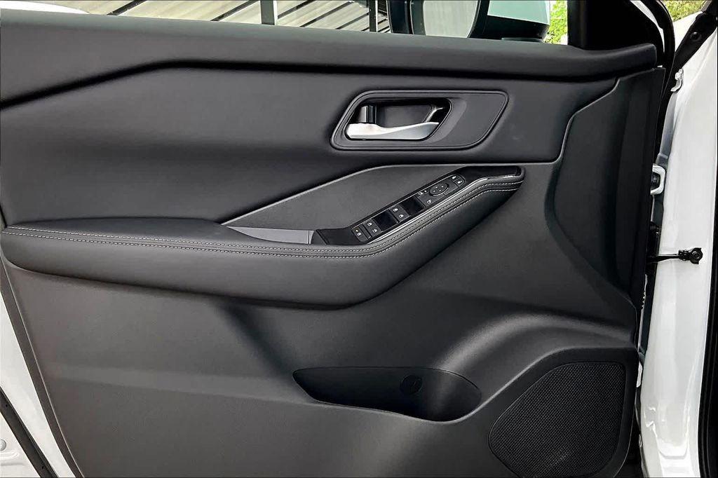 new 2026 Nissan Rogue car, priced at $30,125