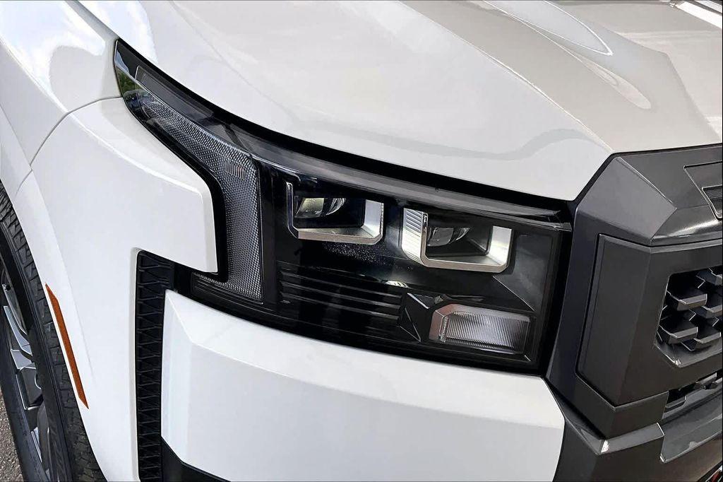 new 2026 Nissan Frontier car, priced at $37,110