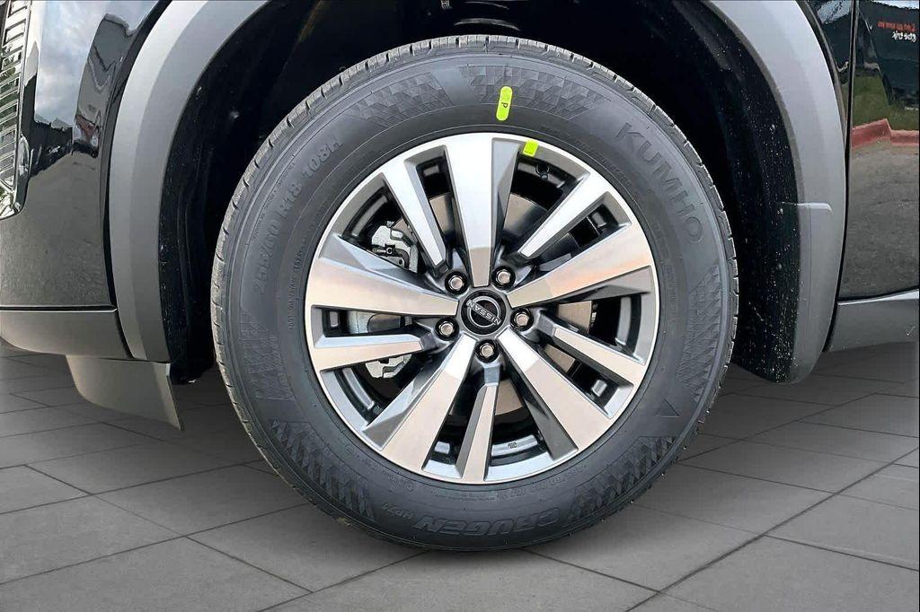 new 2026 Nissan Pathfinder car, priced at $43,450