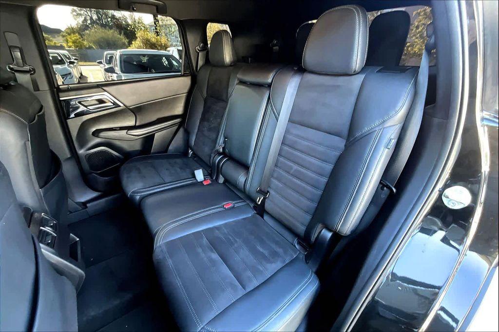 used 2023 Mitsubishi Outlander car, priced at $19,887