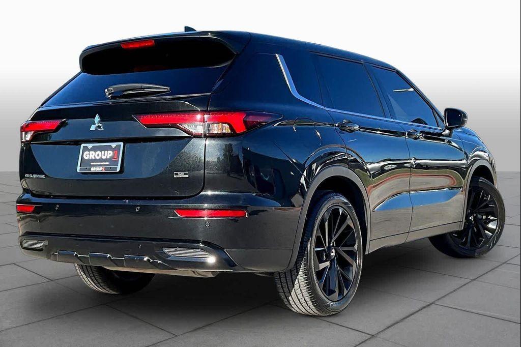 used 2023 Mitsubishi Outlander car, priced at $19,887