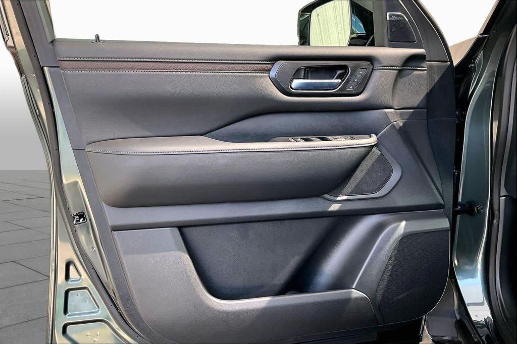 new 2026 Nissan Armada car, priced at $65,795