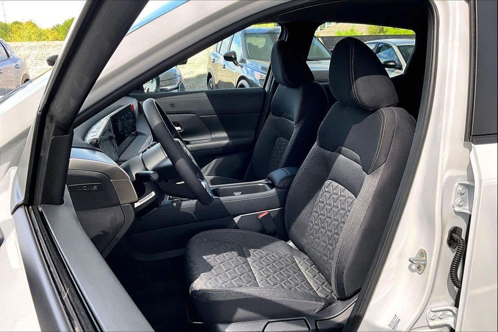 new 2026 Nissan Kicks car, priced at $26,085