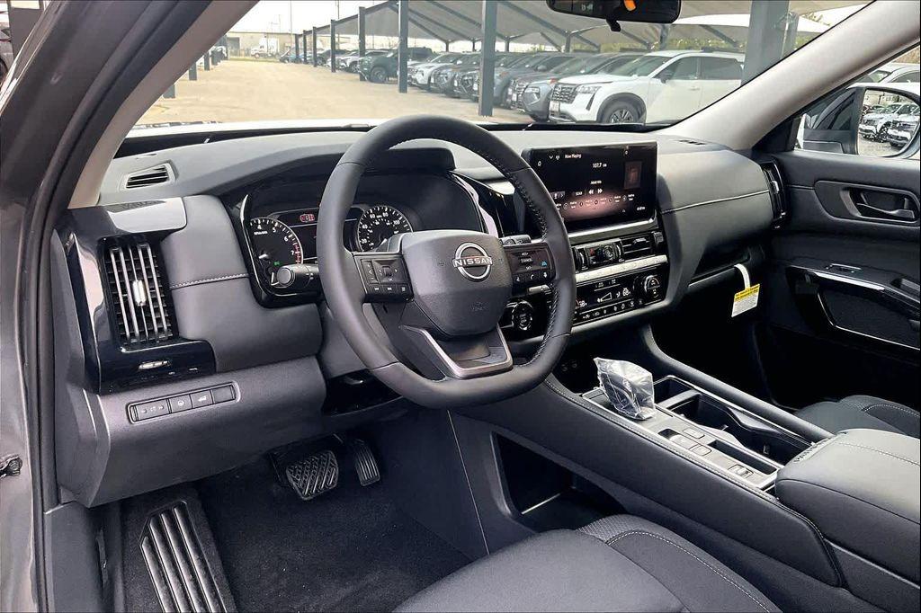 new 2026 Nissan Pathfinder car, priced at $39,615