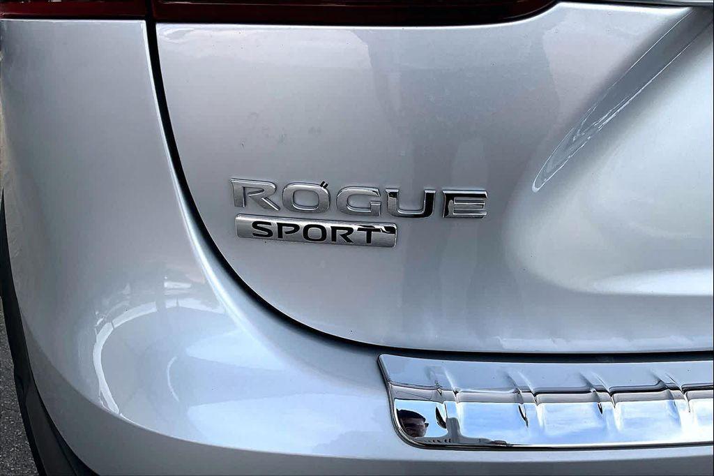 used 2022 Nissan Rogue Sport car, priced at $23,858