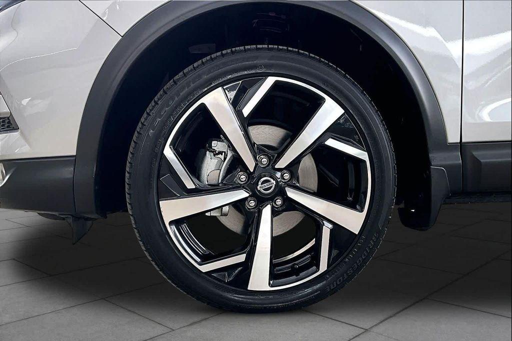 used 2022 Nissan Rogue Sport car, priced at $23,858