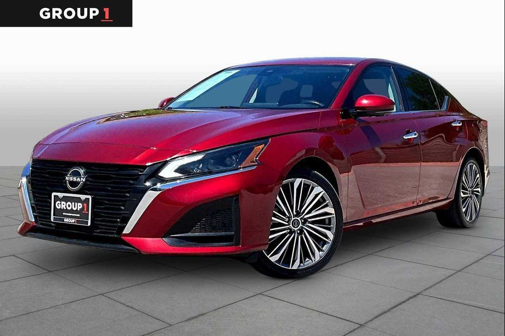 used 2023 Nissan Altima car, priced at $24,910