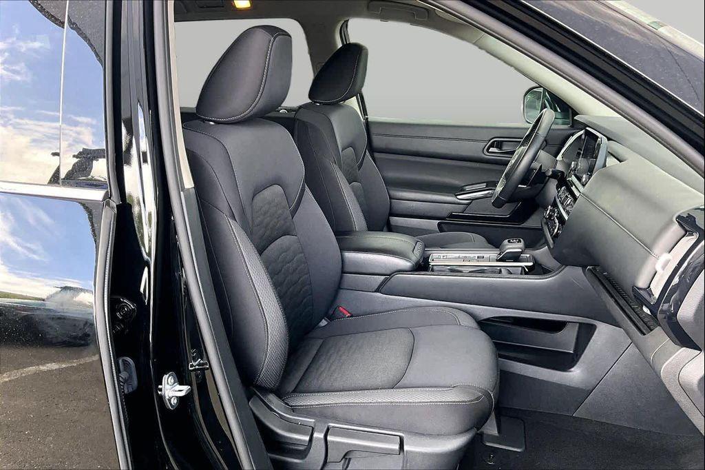 used 2025 Nissan Pathfinder car, priced at $31,200