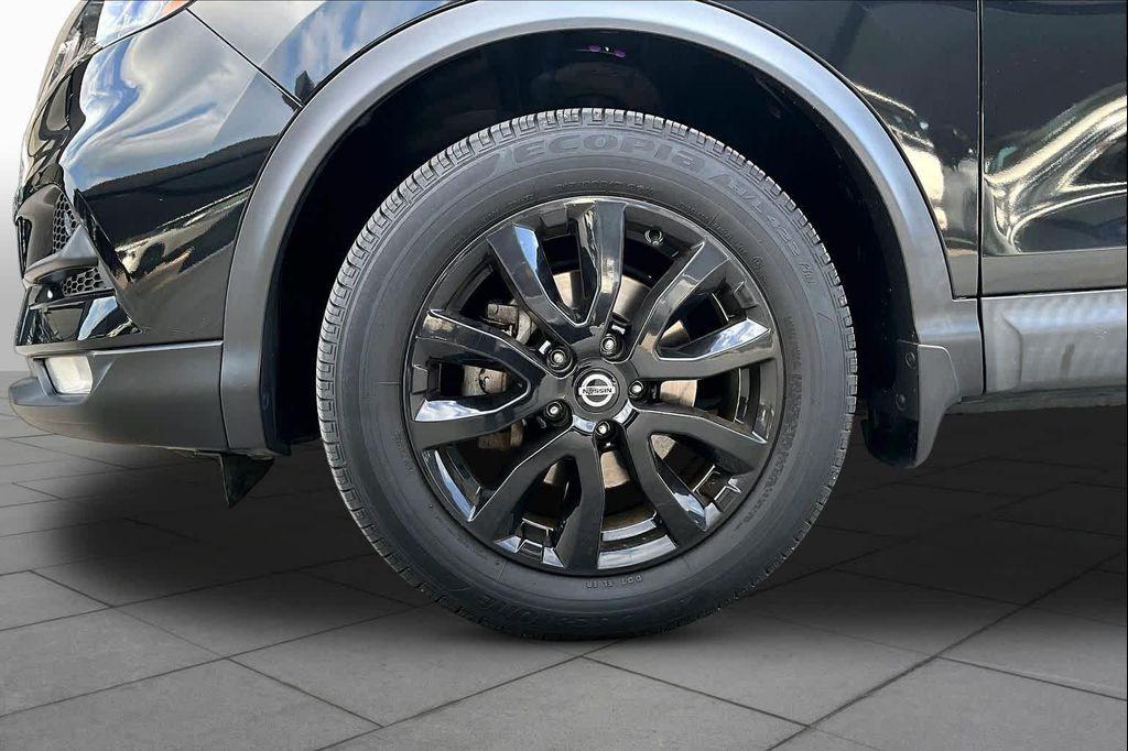 used 2020 Nissan Rogue Sport car, priced at $21,194