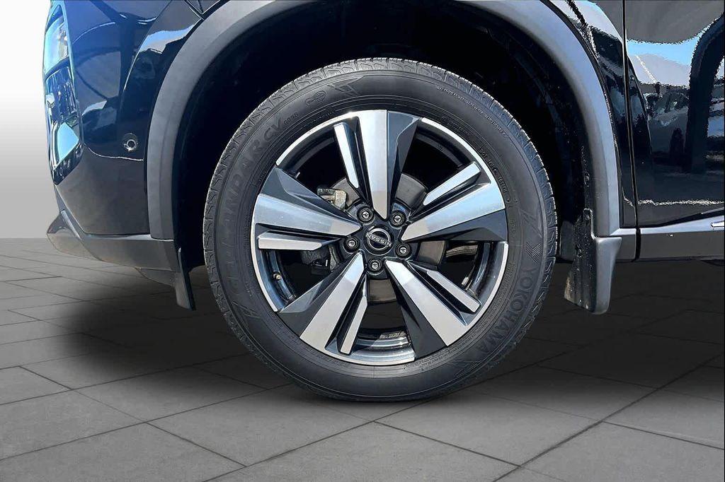 used 2023 Nissan Rogue car, priced at $25,998