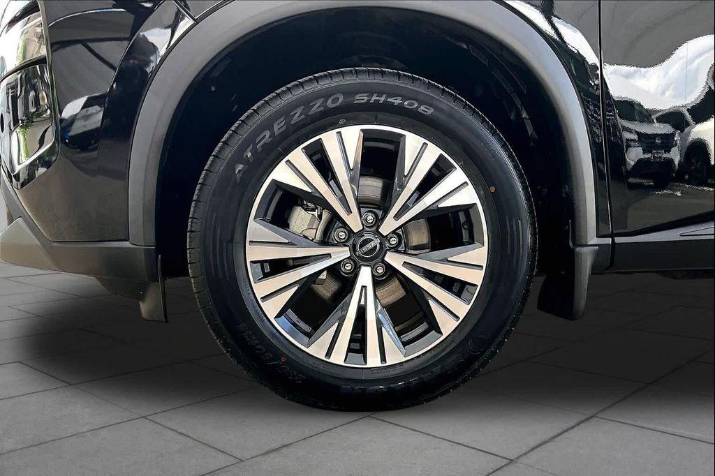 used 2023 Nissan Rogue car, priced at $20,562