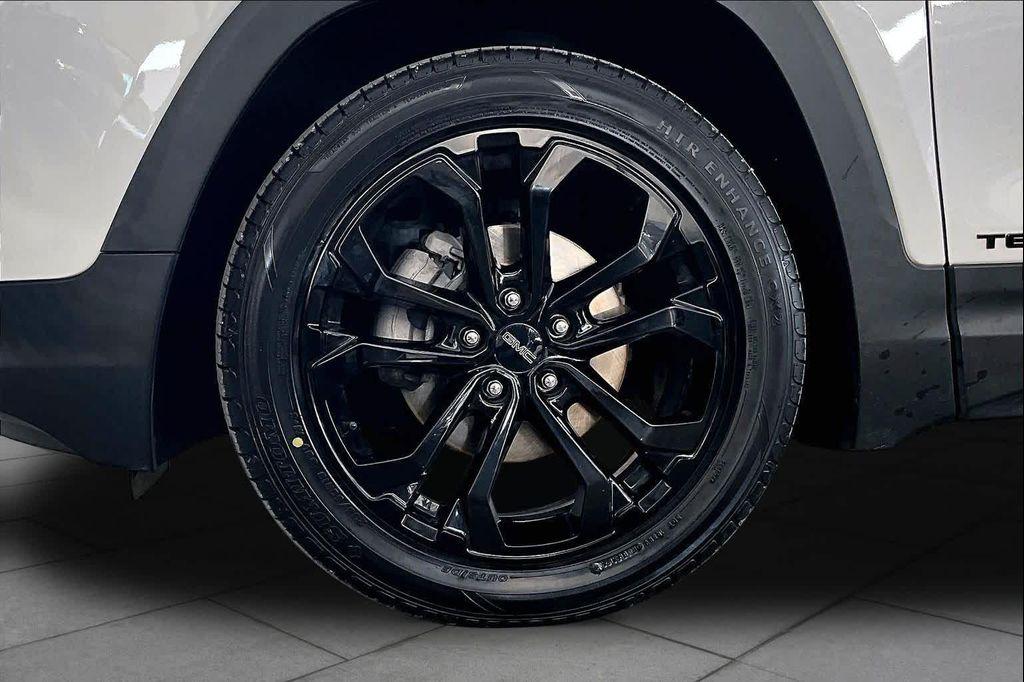 used 2021 GMC Terrain car, priced at $20,181