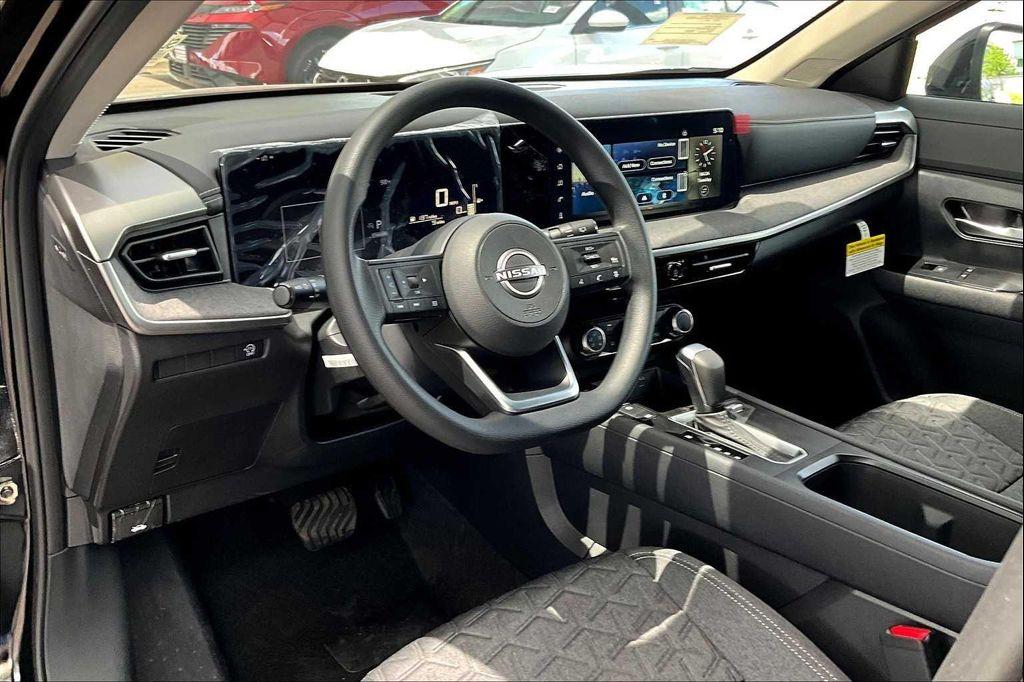new 2025 Nissan Kicks car, priced at $24,981