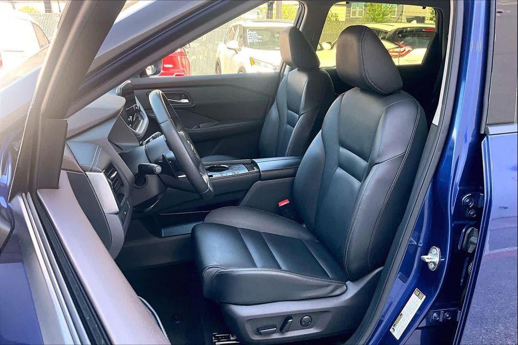 used 2023 Nissan Rogue car, priced at $23,897