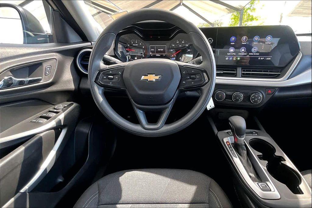 used 2025 Chevrolet Trax car, priced at $20,925
