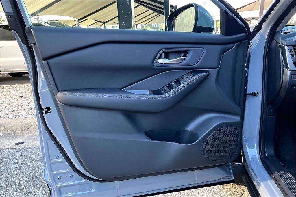 new 2026 Nissan Rogue car, priced at $29,725