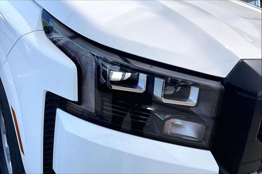 new 2026 Nissan Frontier car, priced at $32,115