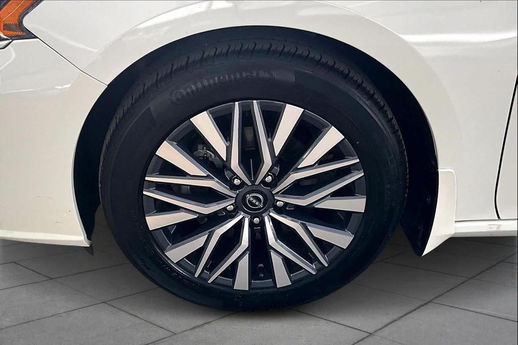 used 2023 Nissan Altima car, priced at $19,876