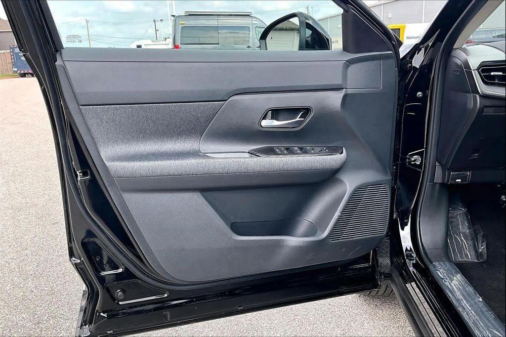 new 2026 Nissan Kicks car, priced at $26,670