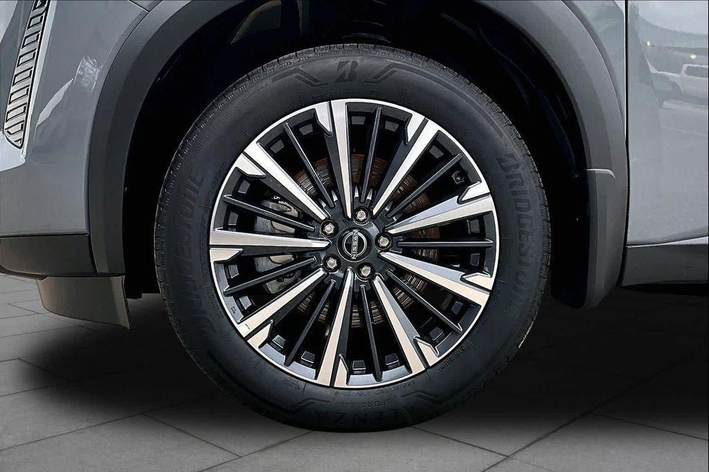 new 2026 Nissan Pathfinder car, priced at $51,025