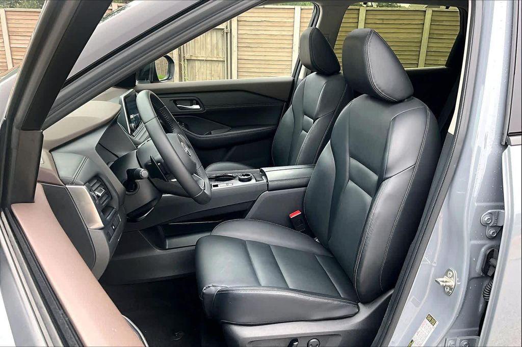 used 2023 Nissan Rogue car, priced at $24,573