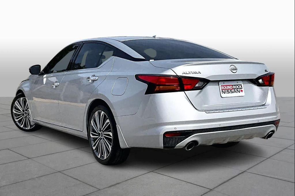 used 2023 Nissan Altima car, priced at $21,919