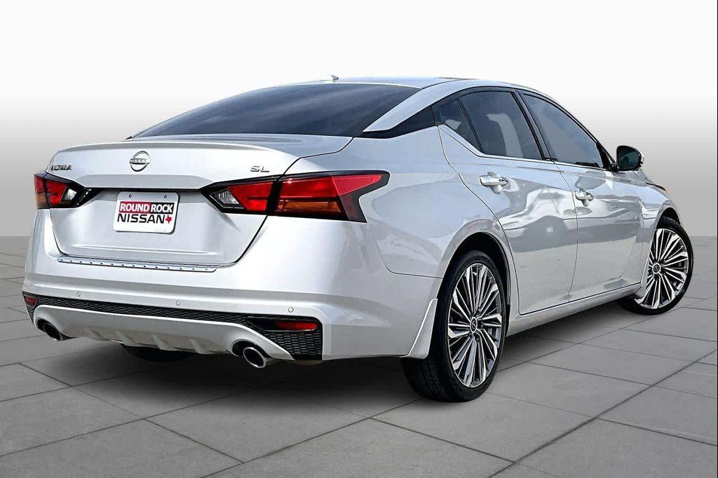 used 2023 Nissan Altima car, priced at $21,919