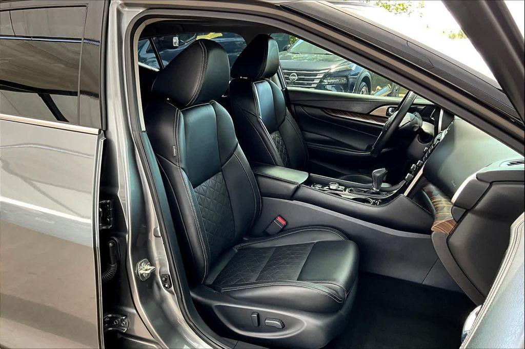 used 2018 Nissan Maxima car, priced at $17,100