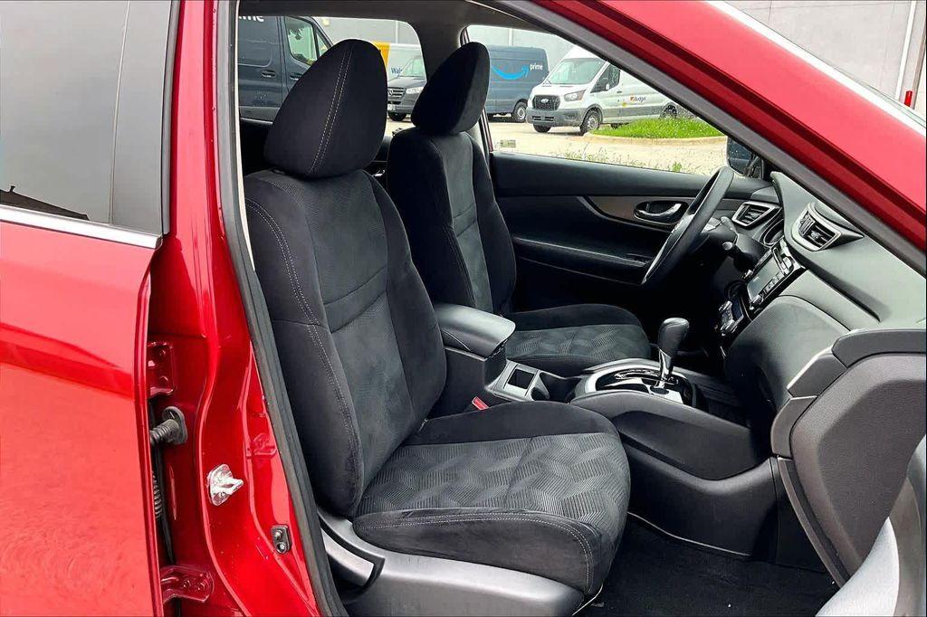 used 2014 Nissan Rogue car, priced at $10,498