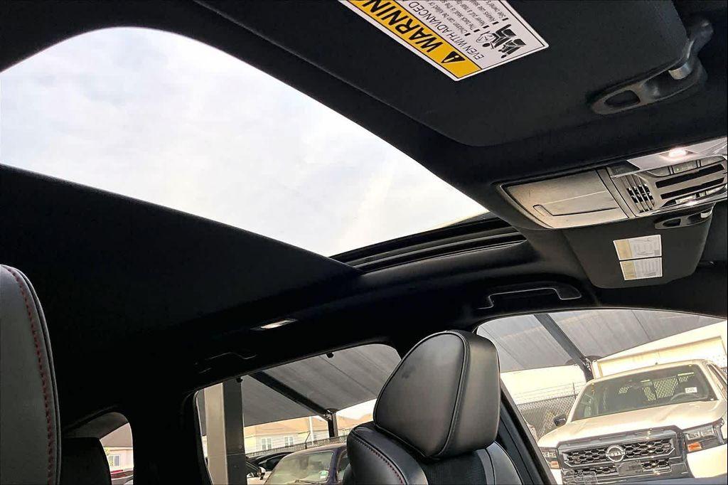 used 2023 Acura MDX car, priced at $44,554