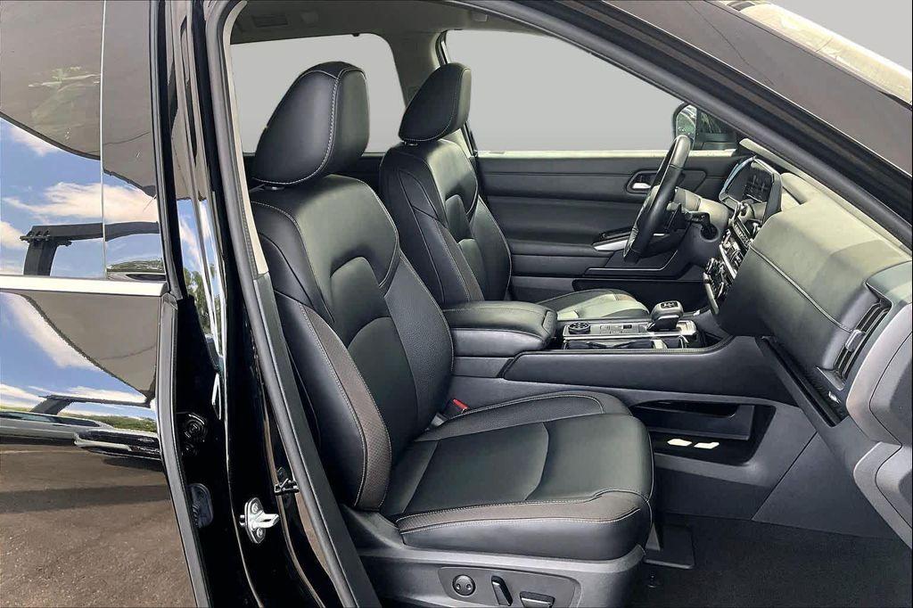 used 2023 Nissan Pathfinder car, priced at $32,075