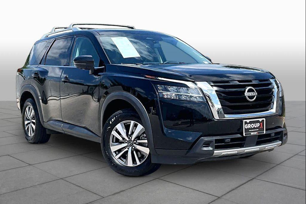 used 2023 Nissan Pathfinder car, priced at $32,075