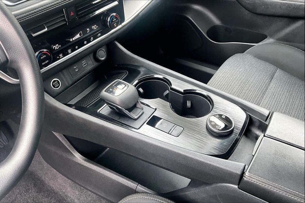 used 2022 Nissan Rogue car, priced at $21,938