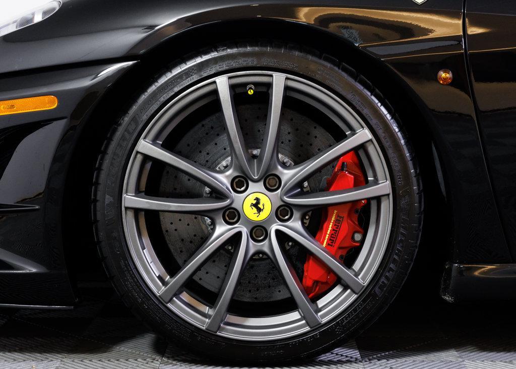 Ferrari F430 view 7