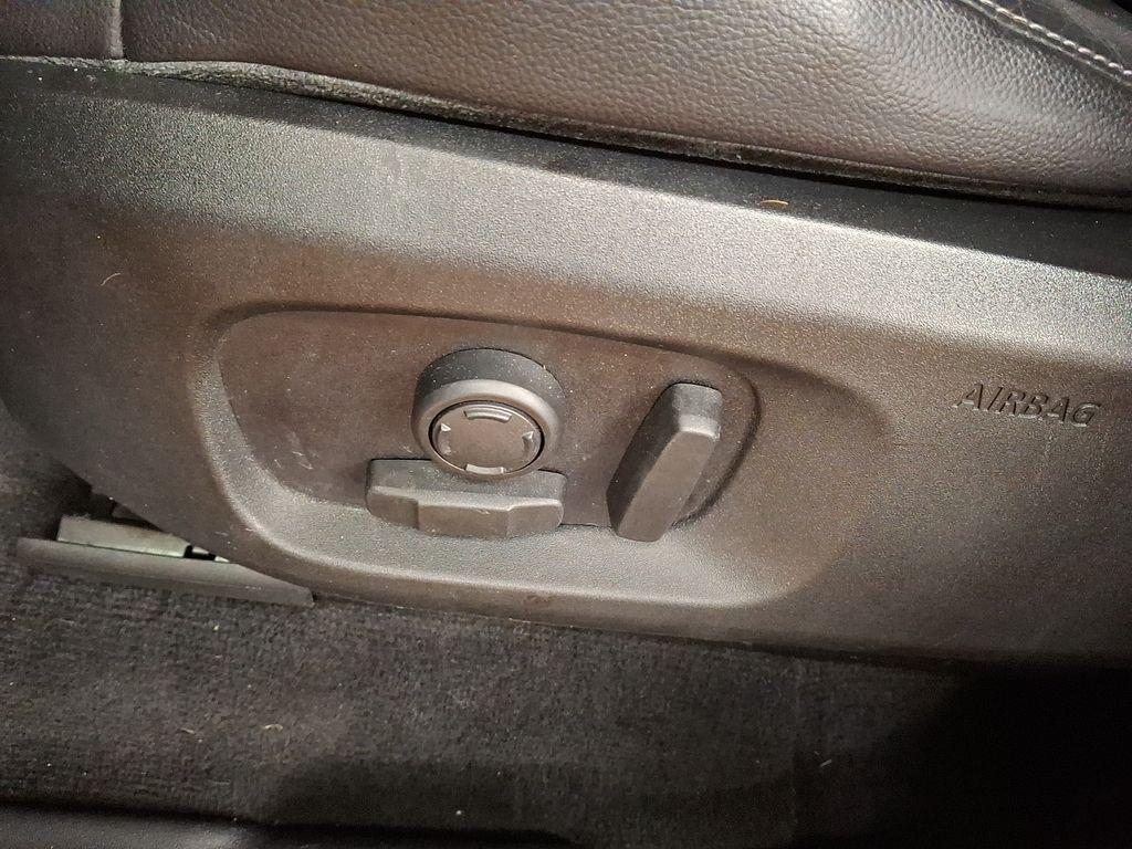 used 2017 Land Rover Range Rover Evoque car, priced at $13,789