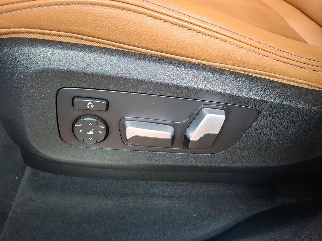 used 2021 BMW X7 car, priced at $28,293