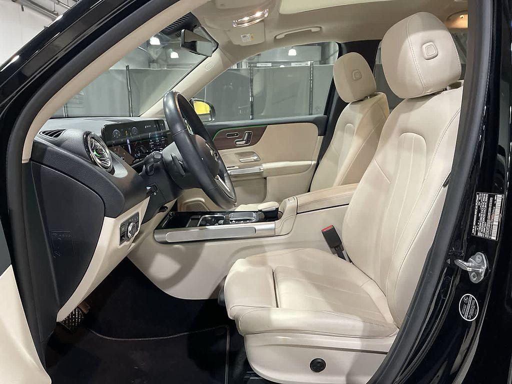used 2023 Mercedes-Benz GLB 250 car, priced at $31,289