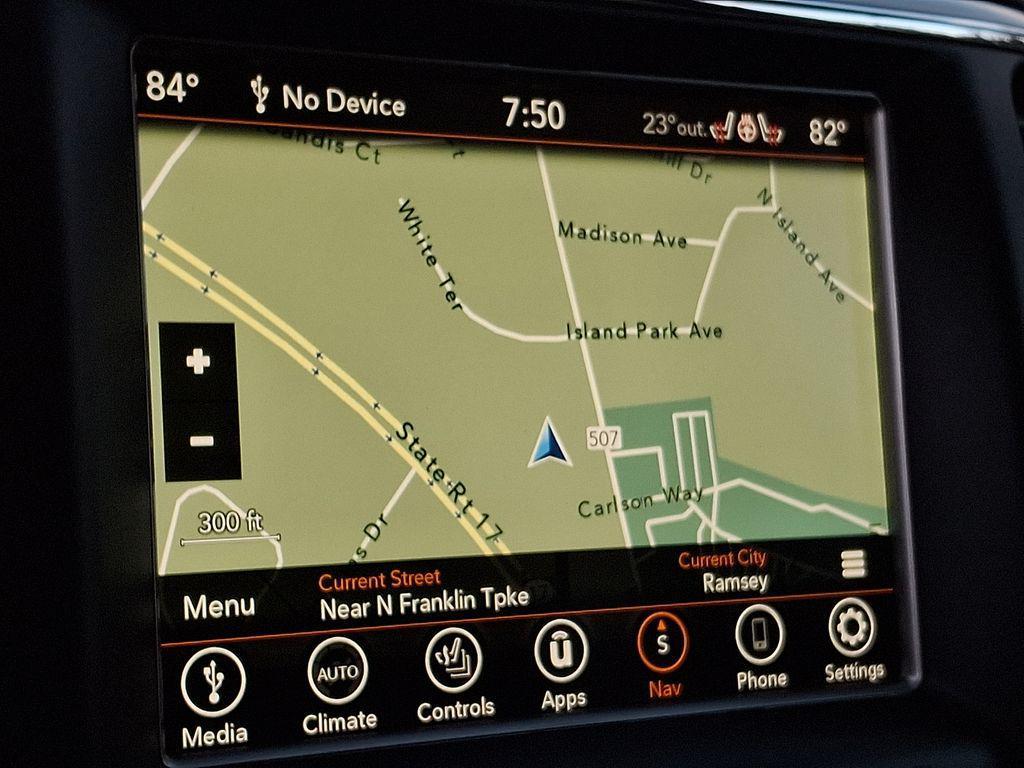 used 2018 Jeep Grand Cherokee car, priced at $10,399