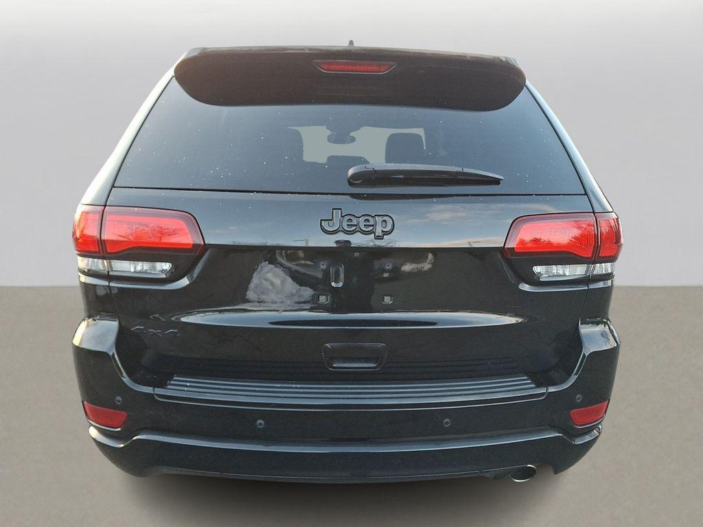 used 2018 Jeep Grand Cherokee car, priced at $10,399