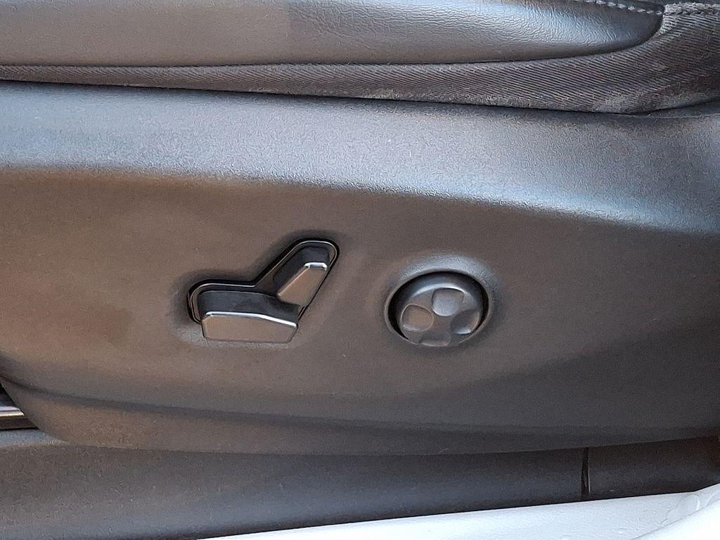used 2023 Chrysler Pacifica car, priced at $21,199
