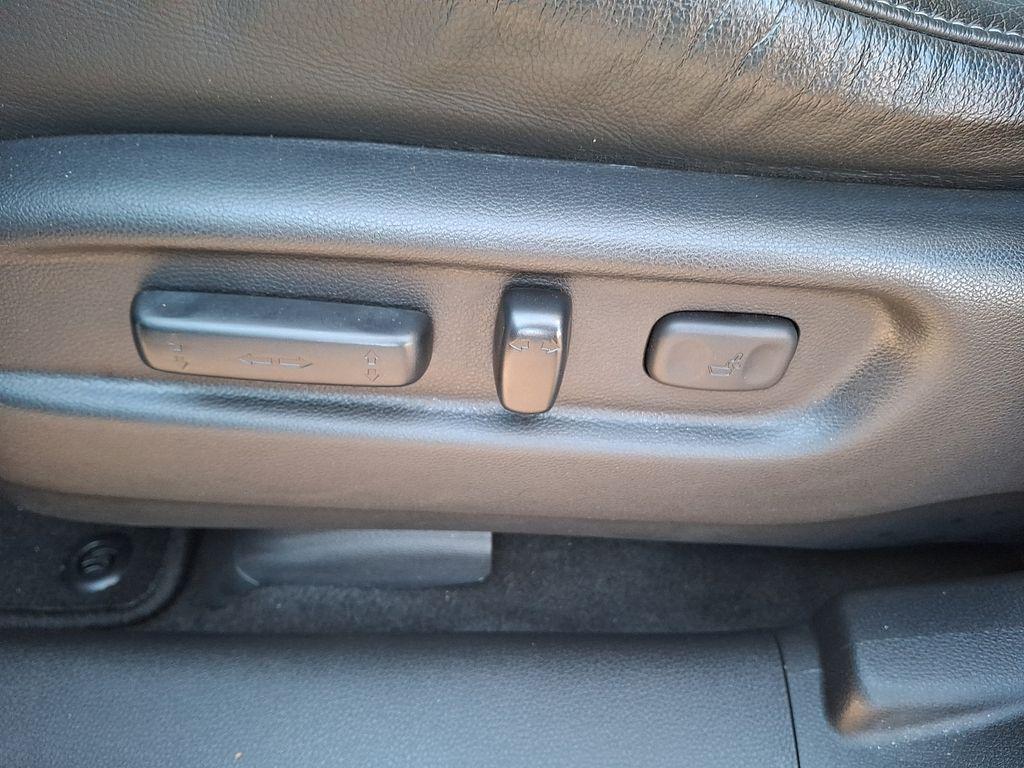 used 2021 Honda Pilot car, priced at $25,598